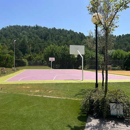 Camping Riera Merles Borredá Εξωτερικό φωτογραφία