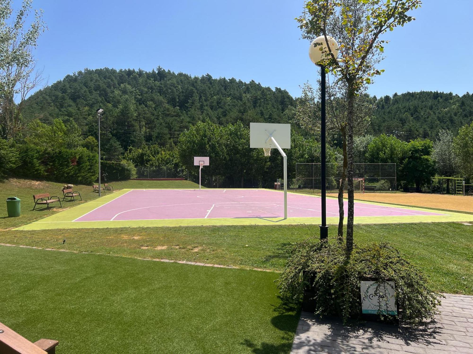 Camping Riera Merles Borredá Εξωτερικό φωτογραφία